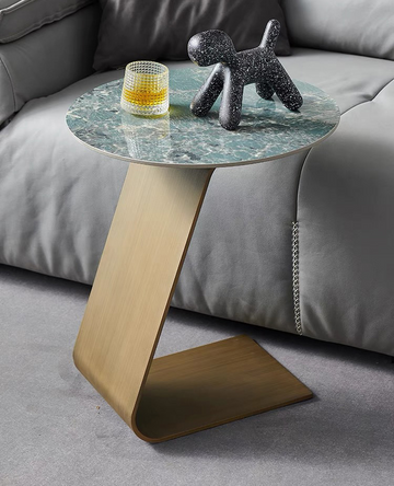 Minimalist beauty: Z-shaped marble coffee table revitalize the space