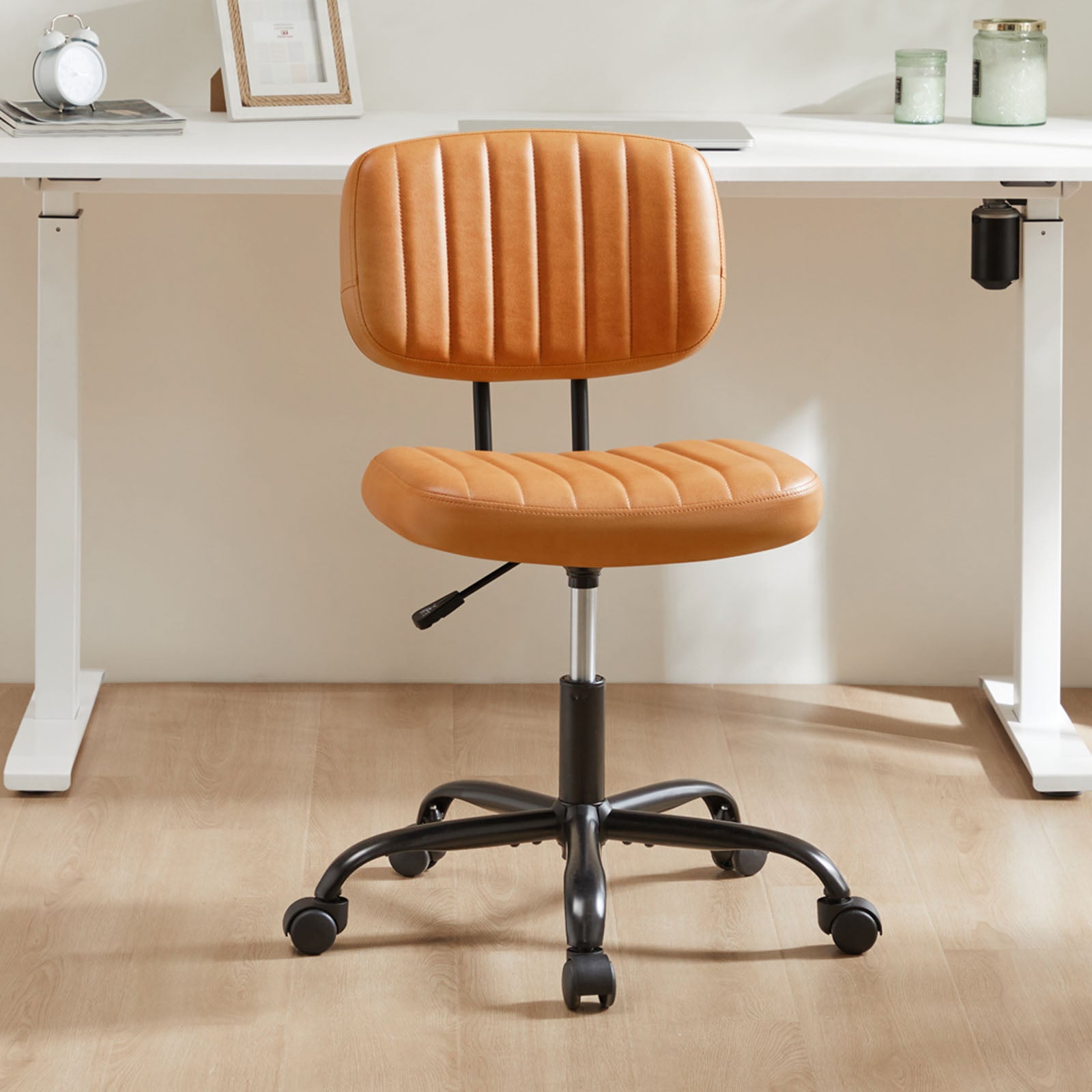 PU Leather Low Back Task Chair