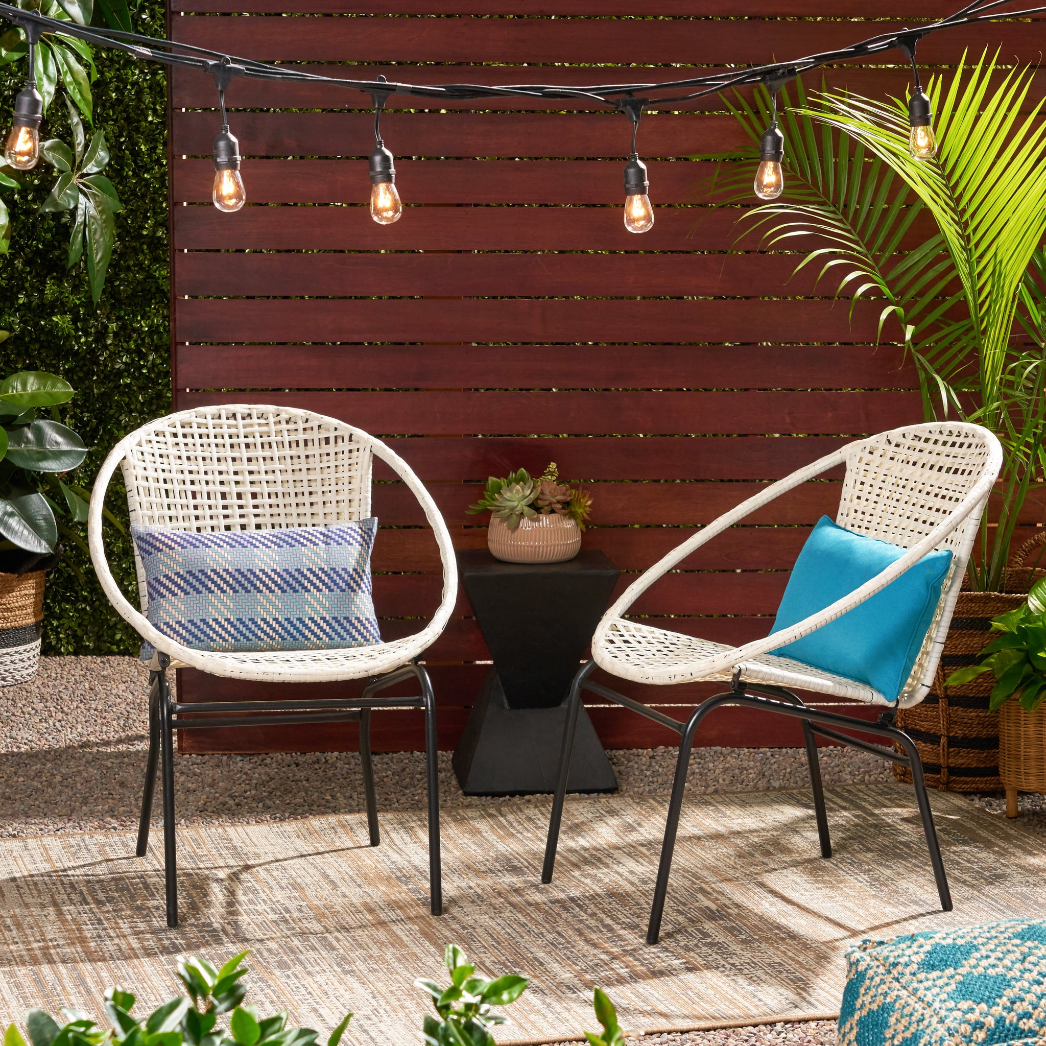 OUTDOOR WICKER CHAIR (Set of 2)